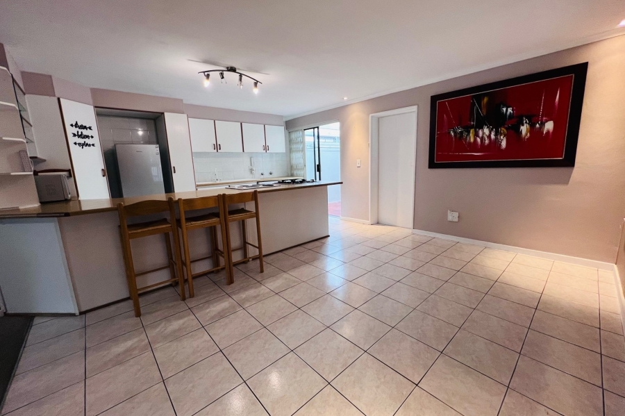 To Let 4 Bedroom Property for Rent in Parow Golf Course Western Cape